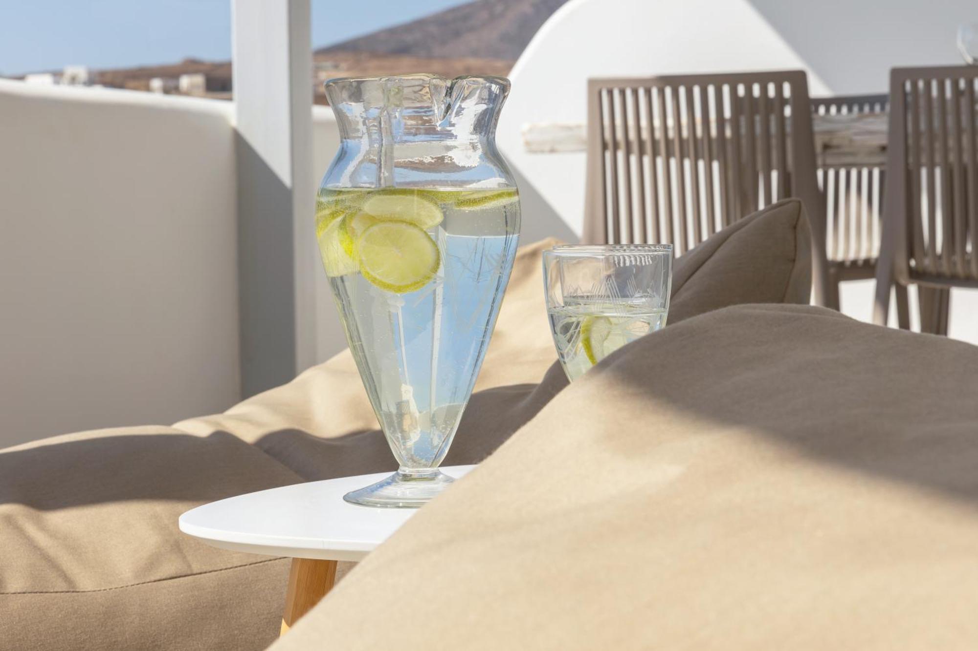Paros Melodia Apartments Logaras Esterno foto